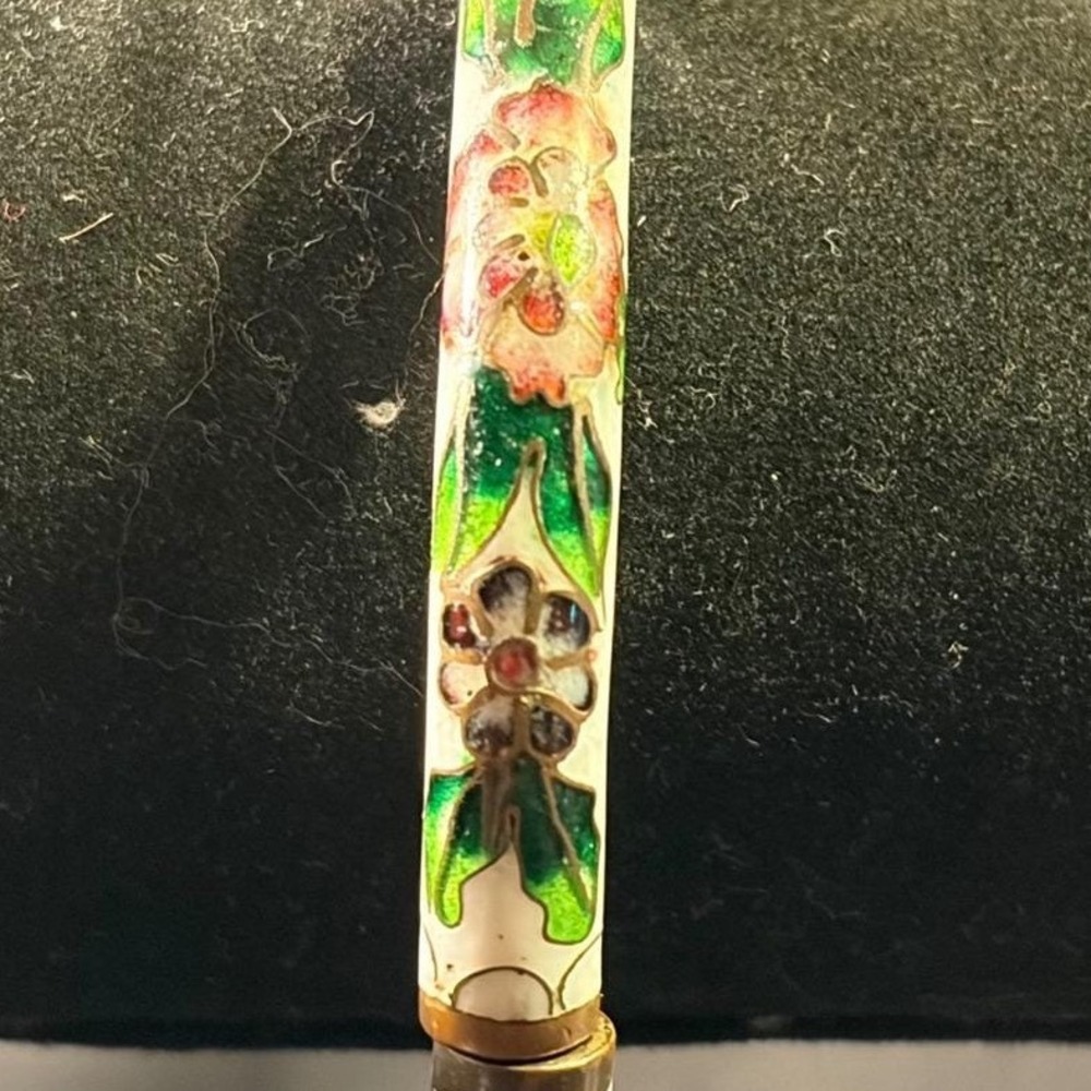 Vintage‎ Cloisonne Enamel Hinged Bangle Bracelet White Floral Pink Green 2.25in